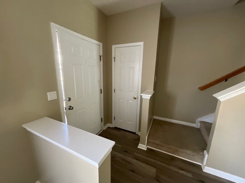 Inside Entrance - 1965 Charlotte Hwy