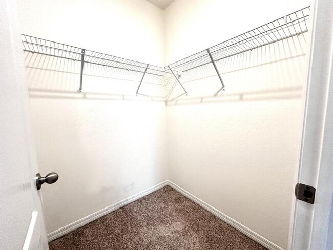 Building Photo - 370 Feltrim Reserve Blvd