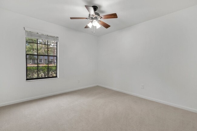 Building Photo - 4819 Heathe Dr