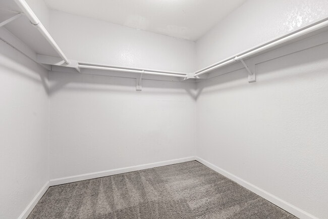 Building Photo - 4938 N 74th St