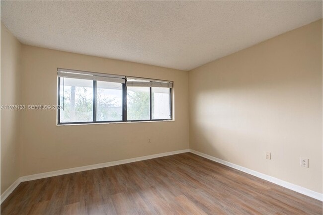 Building Photo - 2445 SW 18th Terrace