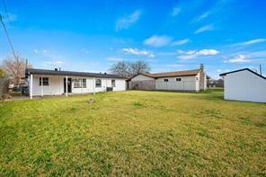 Building Photo - 710 Carpenter Dr