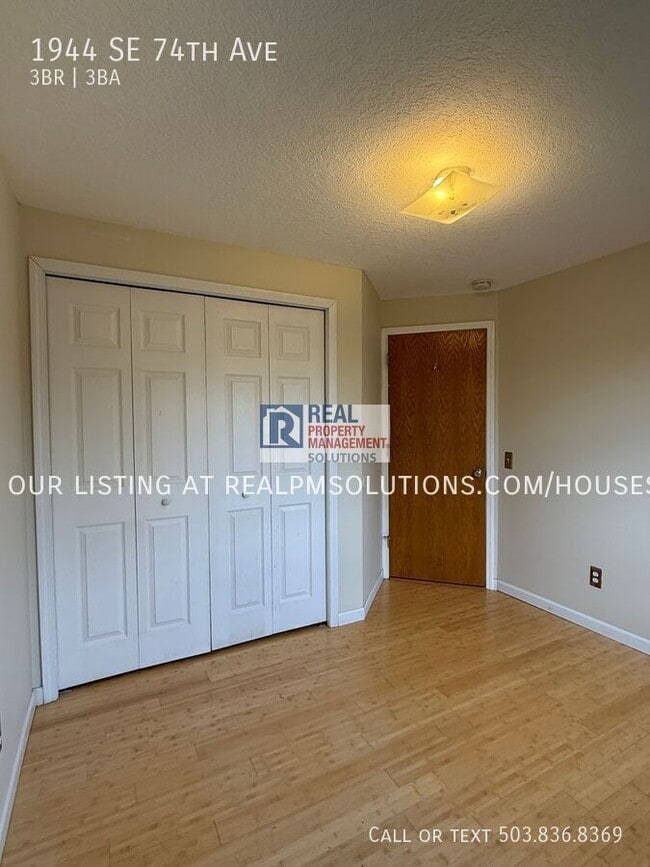 Building Photo - 1944 SE 74th Ave