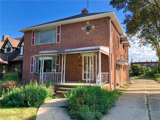 Building Photo - 11509 Lake Ave