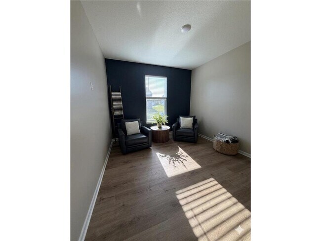 Building Photo - 12736 Weber Ln