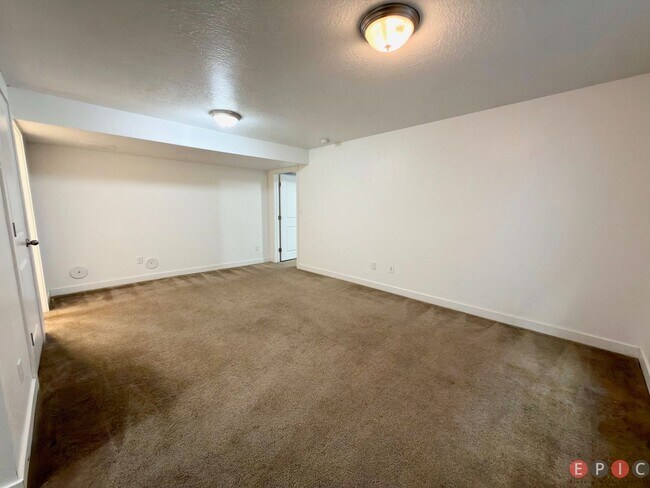 Building Photo - 4430 W 2550 N
