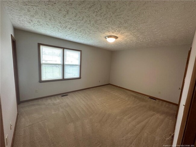 Building Photo - 8516 Amish Dr