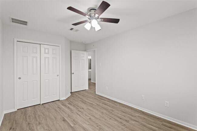 Building Photo - 21631 Rainfall Park Dr