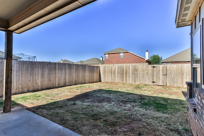 Building Photo - 2518 111th St