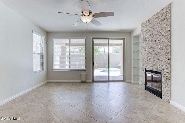 Building Photo - 24553 N 75th Way