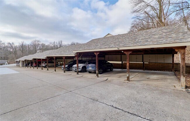 Building Photo - 2304 Yellowstone Park Ct