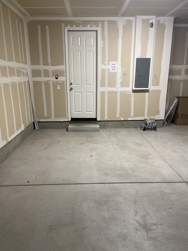 Building Photo - 5820 Kristina Pl