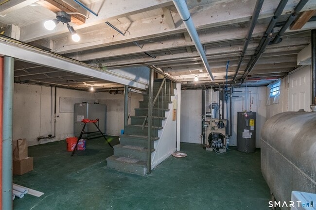 Building Photo - 17 Howard St