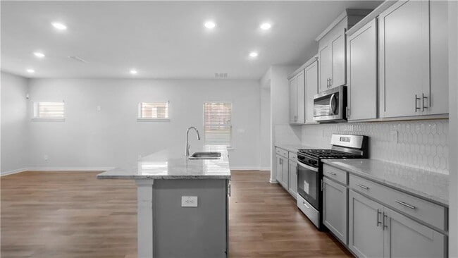 Building Photo - 4250 Tin Hare Ln