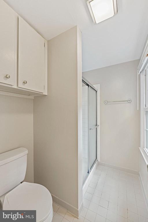 Building Photo - 5847 New England Woods Dr