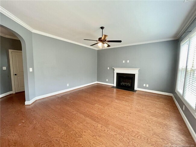 Building Photo - 4033 Hunting Path Dr