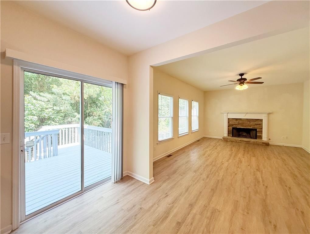 Building Photo - 350 Laurel Glen Crossing