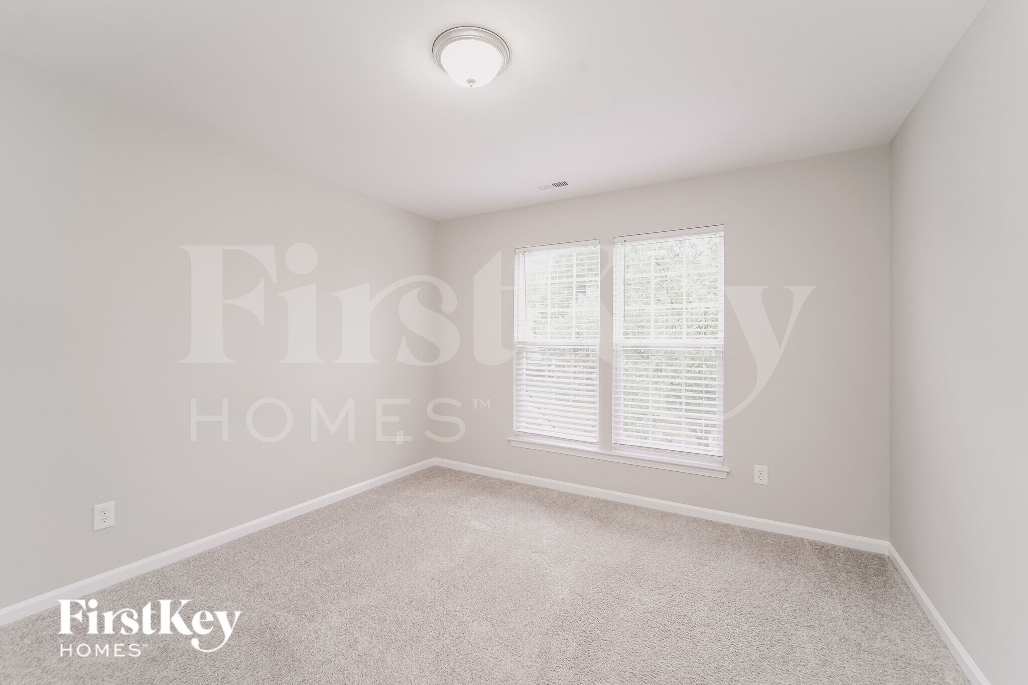 Building Photo - 13413 Edgetree Dr