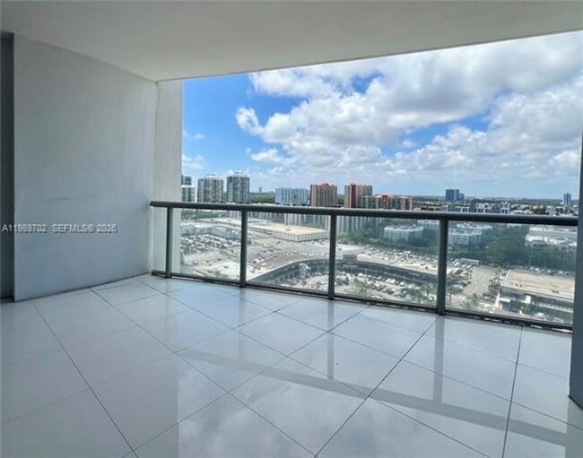 Building Photo - 17121 Collins Ave