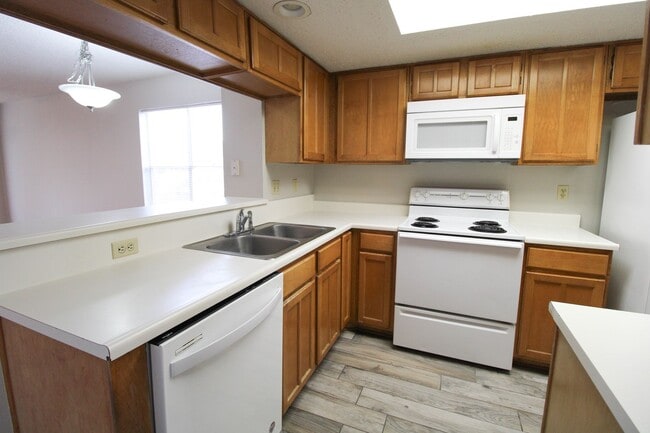 Building Photo - 961 Schertz Pkwy