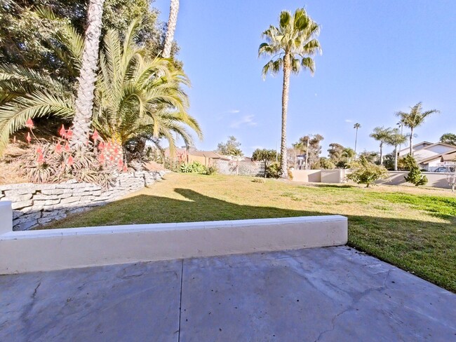 Building Photo - Super Cute 2-Bedroom Home in Capo Beach