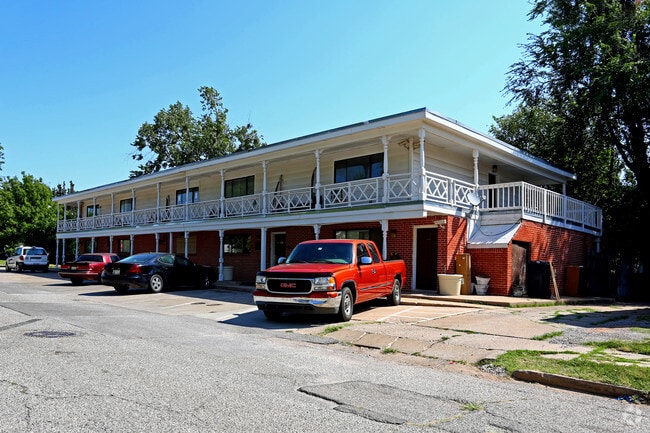 Primary Photo - Carolyn Williams Center