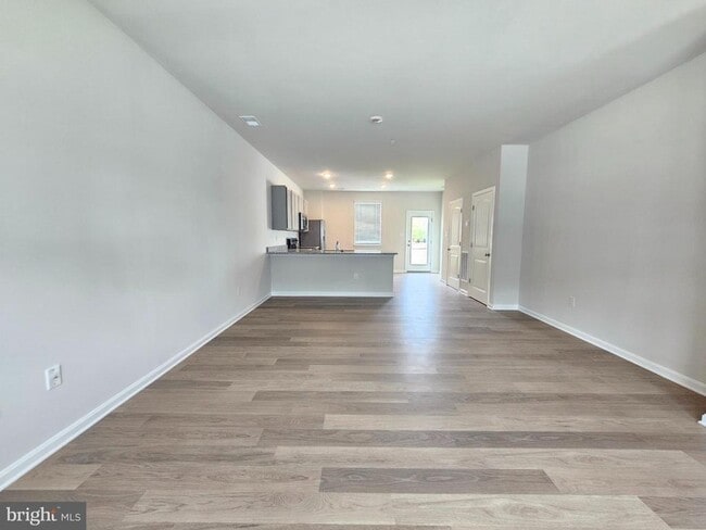 Building Photo - 1410 SUGARPLUM Ln