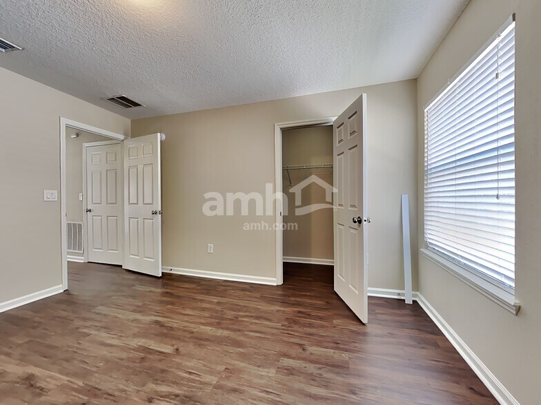 Building Photo - 2730 Wood Stork Trail