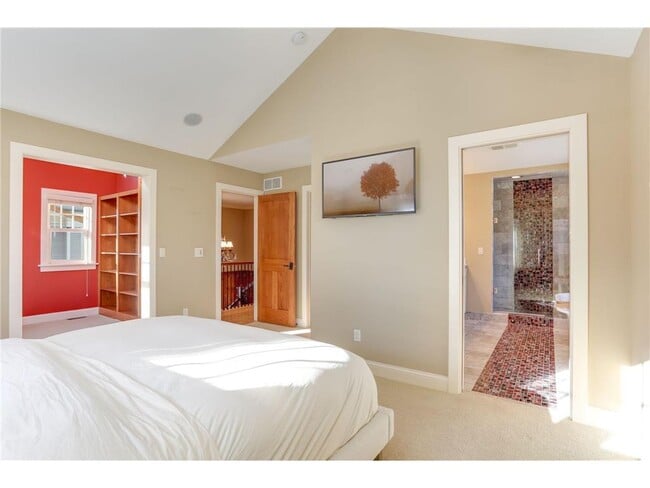 Building Photo - 2012 W Laurel Ave