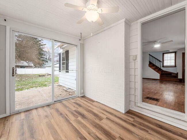 Building Photo - 495 Northview Dr