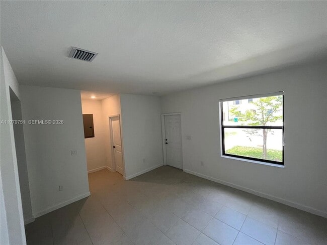 Building Photo - 9960 SW 228th Terrace