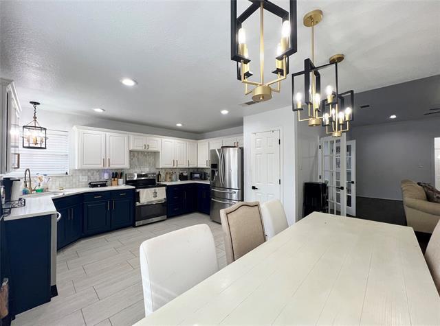 Building Photo - 717 Ridgehill Dr