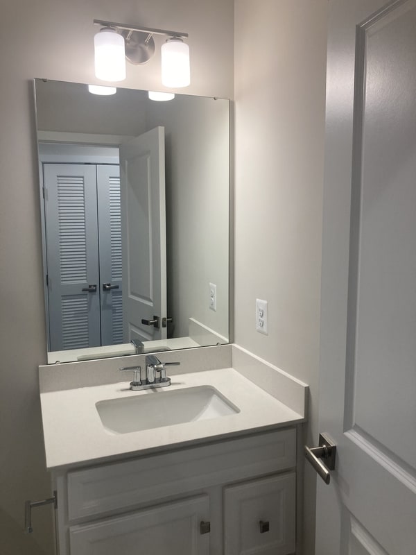 Building Photo - 1951 Bellac Wy