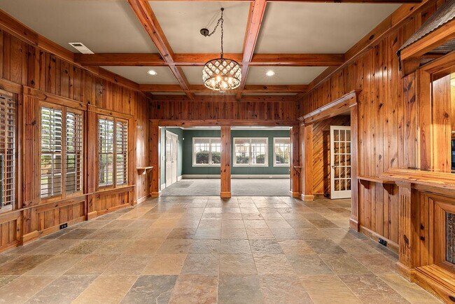 Building Photo - 1037 Windermere Crossing