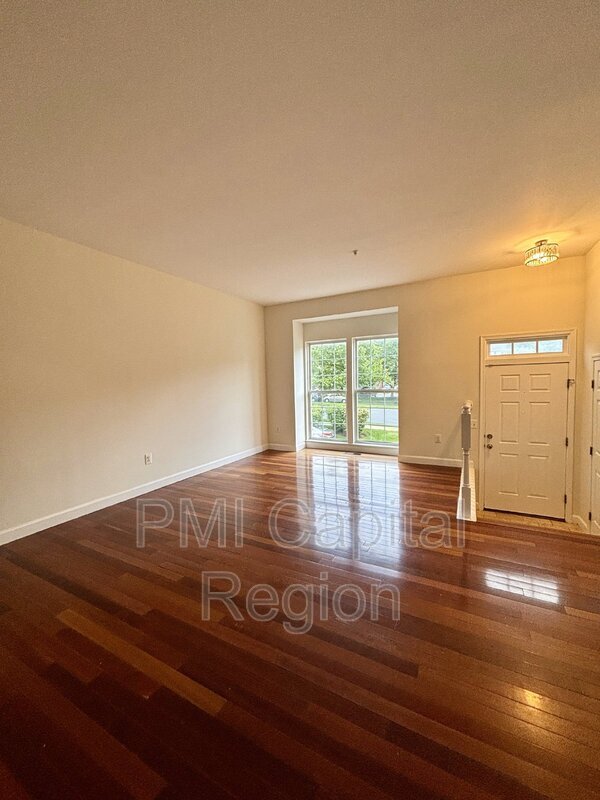 Building Photo - 20800 Mountain Lake Terrace
