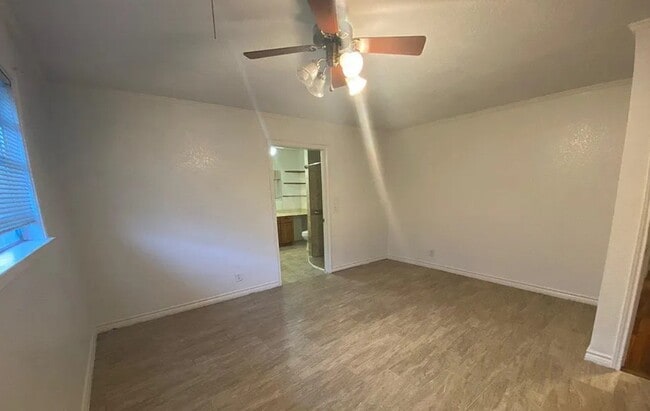 Building Photo - 207N 32nd