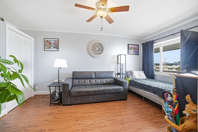 Building Photo - 112 Doolen Ct