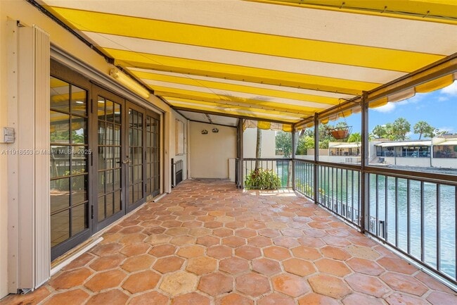 Building Photo - 7003 Crown Gate Ct