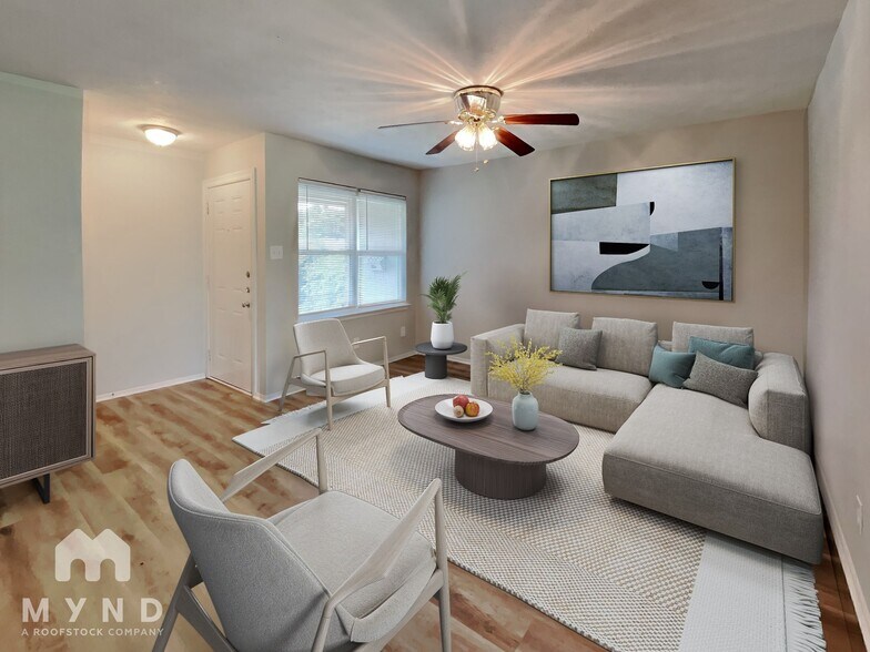 Building Photo - 3451 Pebbleshores Dr