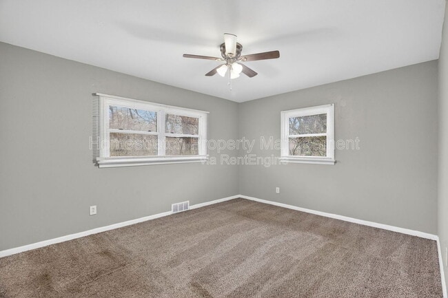 Building Photo - 12070 Garden Ln