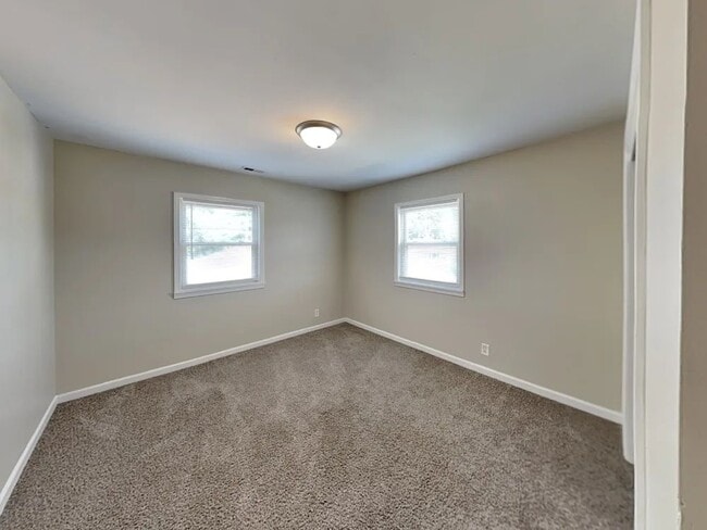 Building Photo - 11148 Boeger Ct