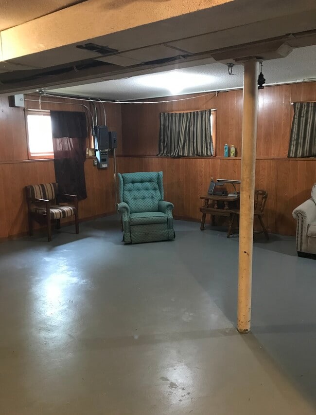 Building Photo - 3772 S Afton Rd