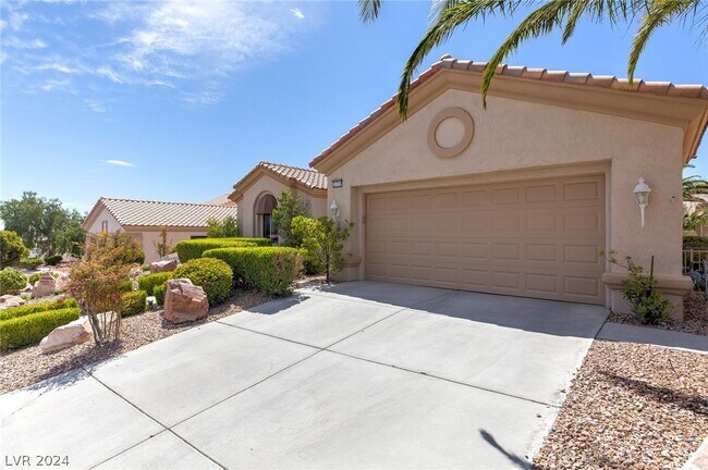 Building Photo - 10709 Shackleton Dr