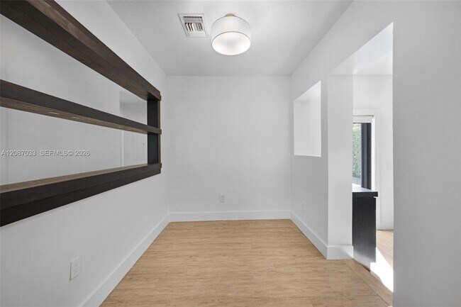 Building Photo - 6476 SW 10th Terrace