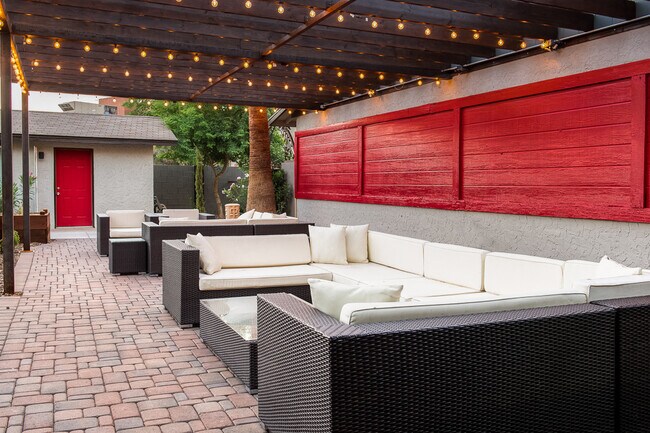 Interior Photo - Cambridge Apartments