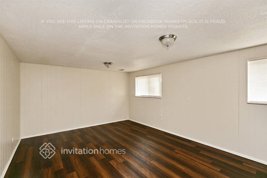 Building Photo - 2416 S Memphis Way