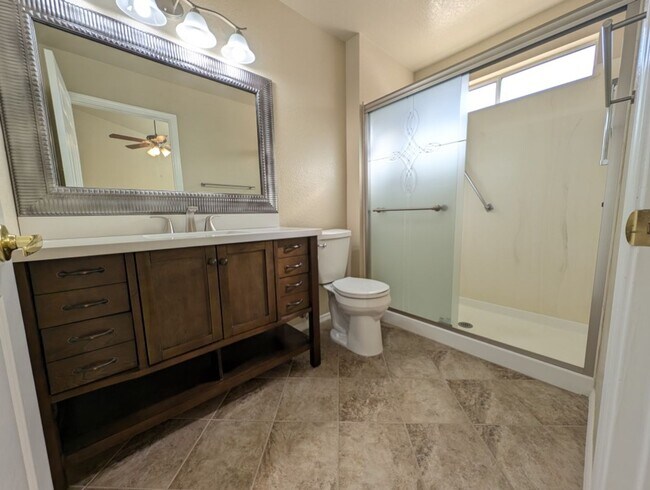 Building Photo - 9729 Buckhorn Dr