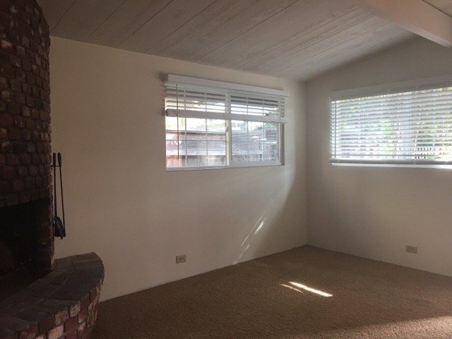 Building Photo - Cozy Duplex in Pacific Grove Available ear...