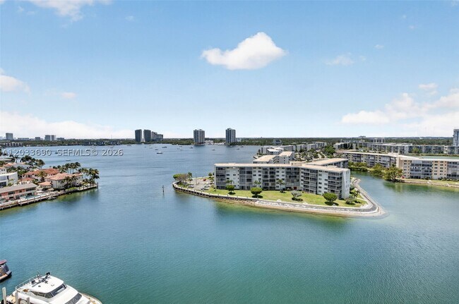 Building Photo - 1000 E Island Blvd