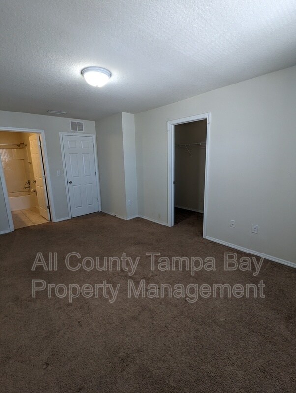 Building Photo - 4759 White Sanderling Ct